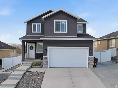 2789 E Clarkstone Dr, Eagle Mountain, UT 84005 photo 2