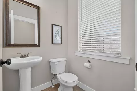 2789 E Clarkstone Dr, Eagle Mountain, UT 84005 photo 5