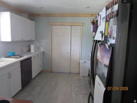 Kitchen - 33980 N 10890 E, Fairview, UT 84629 photo 1 of 4