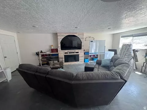 Living - 33980 N 10890 E, Fairview, UT 84629 photo 6 of 6