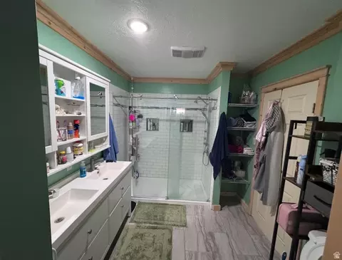 Bath - 33980 N 10890 E, Fairview, UT 84629 photo 5 of 6