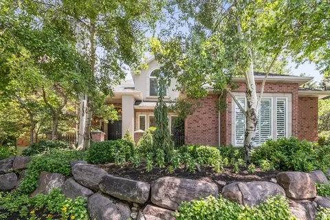 1146 E Woodbriar Cir S, North Salt Lake, UT 84054