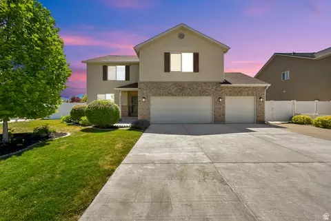 1771 Beaumont Dr, Kaysville, UT 84037