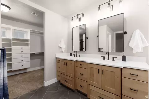 Other - 4064 S 20 E, Washington, UT 84780 photo 2 of 11