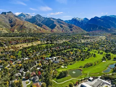 View/Area - 2882 Etienne Way, Sandy, UT 84093 photo 2 of 5