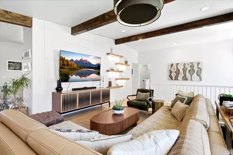 Living - 2882 Etienne Way, Sandy, UT 84093 photo 4 of 6