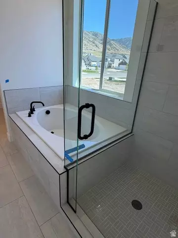 Bath - 645 N 200 E #512, Providence, UT 84332 photo 2 of 3