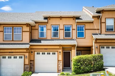 2011 E Stoneleigh Dr, Draper, UT 84020