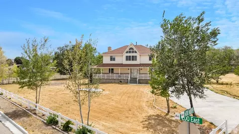 Exterior - 190 E 600 N, Ferron, UT 84523 photo 4 of 10