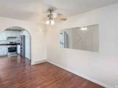 Living - 190 E 600 N, Ferron, UT 84523 photo 4 of 9