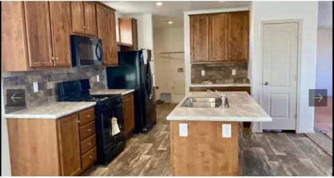 289 W W Ctr, Hinckley, UT 84635 photo 2