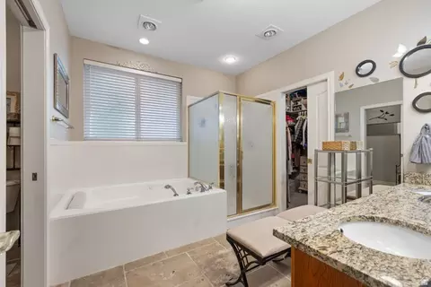 Bath - 475 E Silverleaf Dr, Alpine, UT 84004 photo 1 of 4