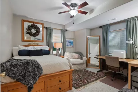 Bedroom - 475 E Silverleaf Dr, Alpine, UT 84004 photo 3 of 4