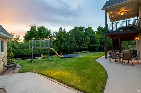 Exterior - 475 E Silverleaf Dr, Alpine, UT 84004 photo 5 of 8