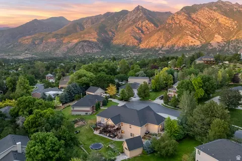 View/Area - 475 E Silverleaf Dr, Alpine, UT 84004 photo 3 of 6