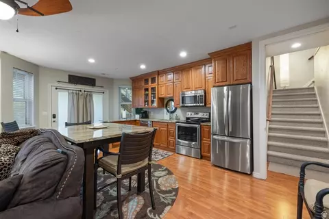 Kitchen - 475 E Silverleaf Dr, Alpine, UT 84004 photo 3 of 5