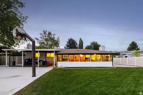 334 Clark St, Murray, UT 84107 photo 4