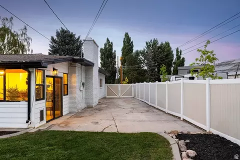 334 Clark St, Murray, UT 84107 photo 48