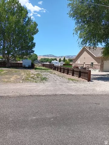 Exterior - 85 E 100 N, Redmond, UT 84652 photo 8 of 10