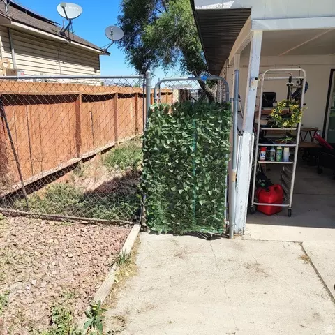 Exterior - 85 E 100 N, Redmond, UT 84652 photo 3 of 10