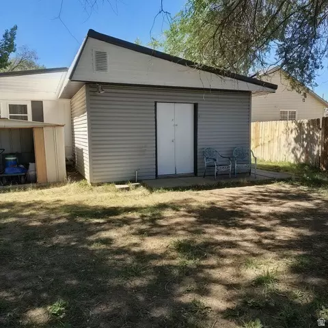 Exterior - 85 E 100 N, Redmond, UT 84652 photo 5 of 10