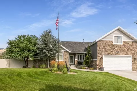 6984 W Boulder Ridge Cir, Herriman, UT 84096