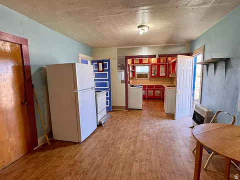 Kitchen - 47 E 100 N, Lynndyl, UT 84640 photo 3 of 3