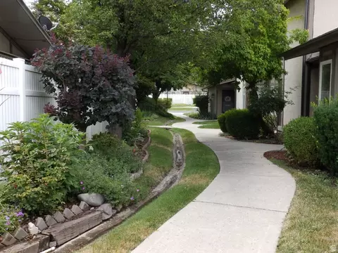 1570 E 5740 S, Murray, UT 84121