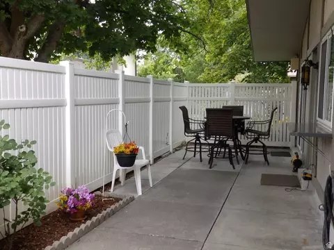 1570 E 5740 S, Murray, UT 84121 photo 3