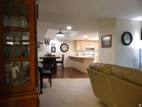 1570 E 5740 S, Murray, UT 84121 photo 15
