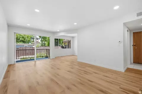 131 S 1000 E #12, Salt Lake City, UT 84102