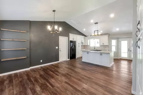1843 W Springwater Dr S, Orem, UT 84058 photo 5
