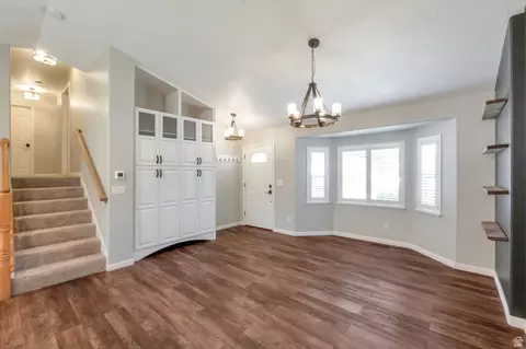 1843 W Springwater Dr S, Orem, UT 84058 photo 2