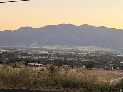 1082 S 400 E, Providence, UT 84332 photo 6