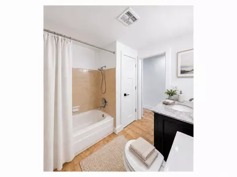 Bath - 1898 E 5775 S, South Ogden, UT 84403 photo 1 of 3
