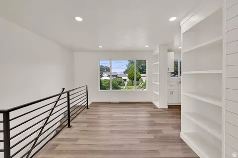 Living - 406 W 3300 S, Bountiful, UT 84010 photo 5 of 7