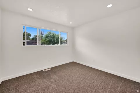 Bedroom - 406 W 3300 S, Bountiful, UT 84010 photo 6 of 8