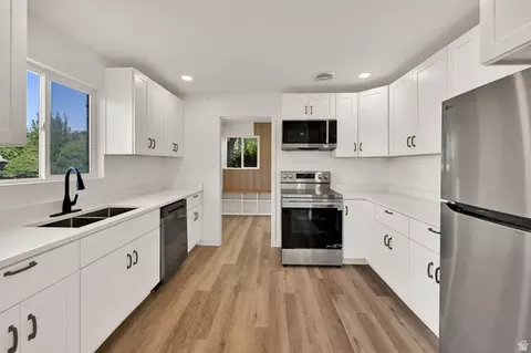 Kitchen - 406 W 3300 S, Bountiful, UT 84010 photo 1 of 3