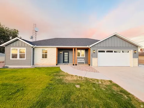 141 S 100 W, Blanding, UT 84511