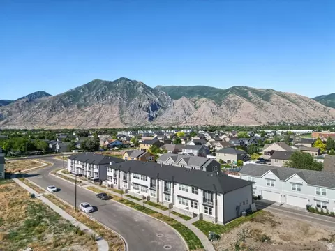 View/Area - 717 S Harrison Dr W, Springville, UT 84663 photo 3 of 8