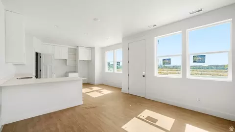 Living - 717 S Harrison Dr W, Springville, UT 84663 photo 1 of 2