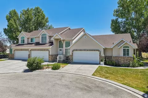 175 S Country Ct, Grantsville, UT 84029