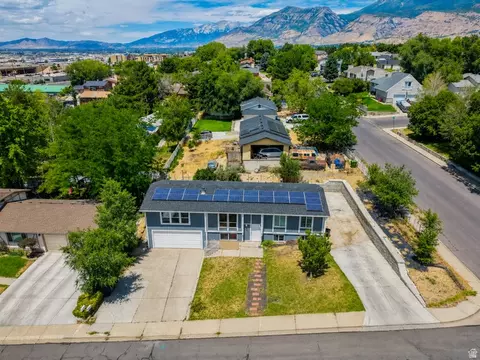 View/Area - 1076 W 600 N, Orem, UT 84057 photo 1 of 6