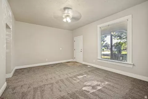 Living - 2752 Madison Ave, Ogden, UT 84403 photo 2 of 2