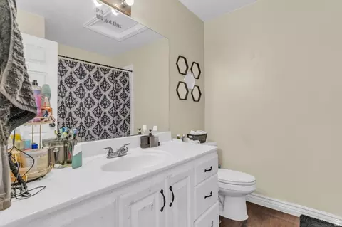 Bath - 1092 W 420 N, Orem, UT 84057 photo 1 of 1
