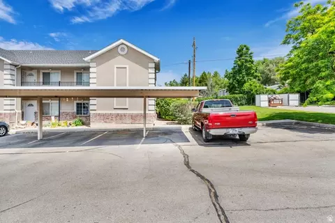 Exterior - 1092 W 420 N, Orem, UT 84057 photo 6 of 9