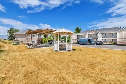 Exterior - 1092 W 420 N, Orem, UT 84057 photo 9 of 9