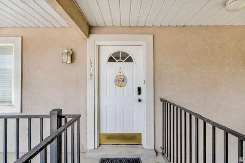 Entry Way - 1092 W 420 N, Orem, UT 84057 photo 1 of 1