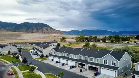 562 E Hal St N #152, Stansbury Park, UT 84074