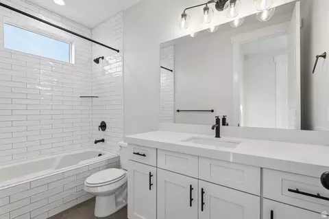 Bath - 807 E Cys Meadow Ln S #33, Sandy, UT 84094 photo 1 of 4